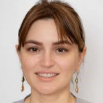 Portrait of Dr Betul Karagil Female Dentist at Eastbourne Gentle Dental